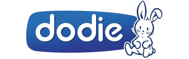 8€90 le lot de 4 paquets de lingettes Dodie.